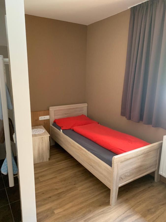 Апартаменты Haus Alt St. Anton Санкт-Антон-ам-Арльберг Экстерьер фото