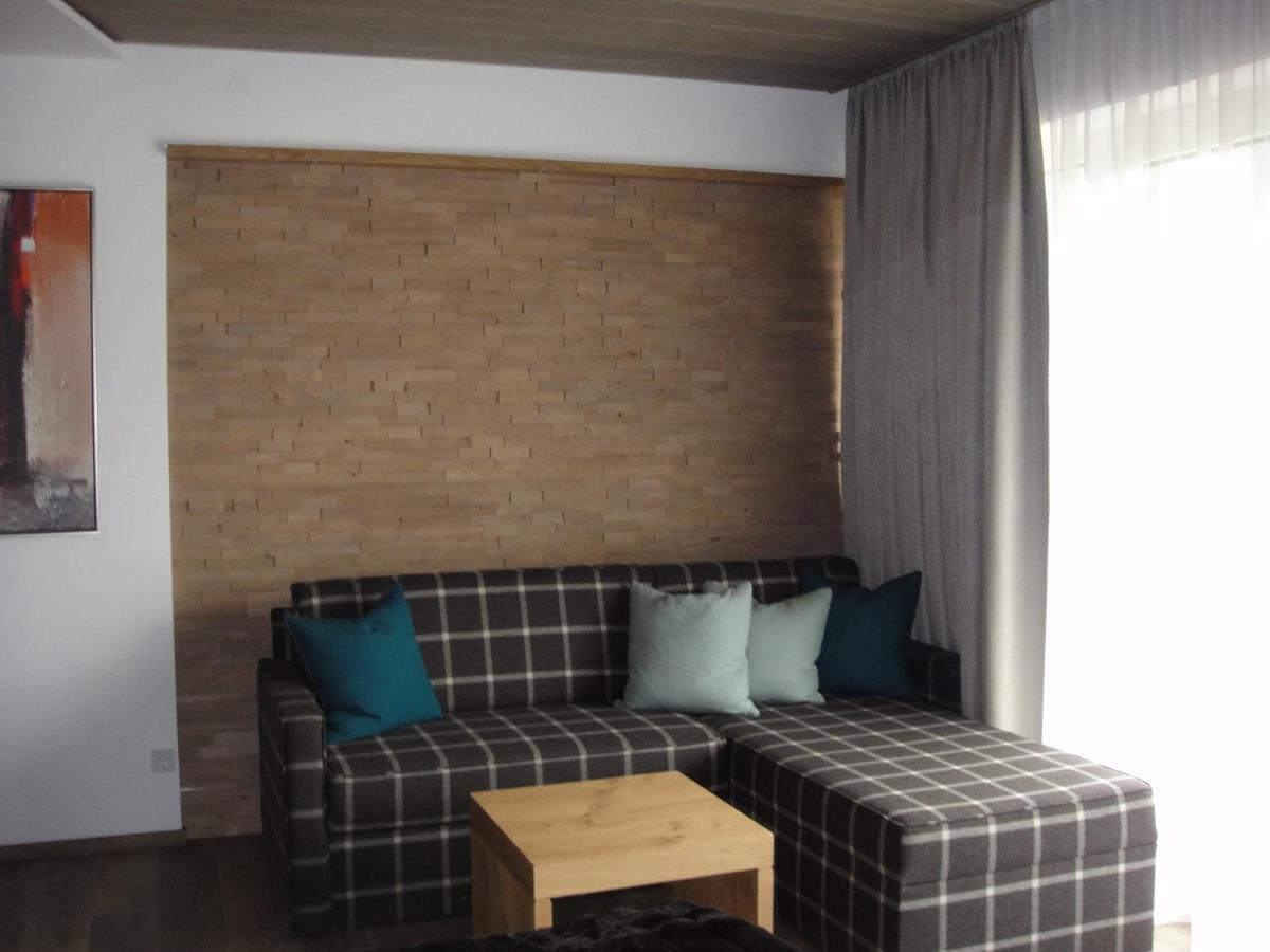 Апартаменты Haus Alt St. Anton Санкт-Антон-ам-Арльберг Экстерьер фото